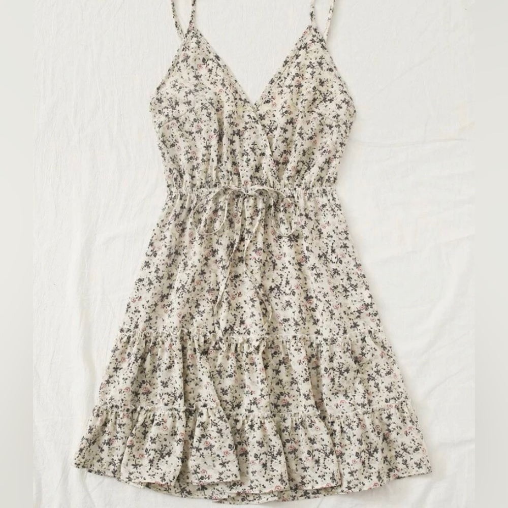 Ditsy Floral Surplice Sundress SHEIN small